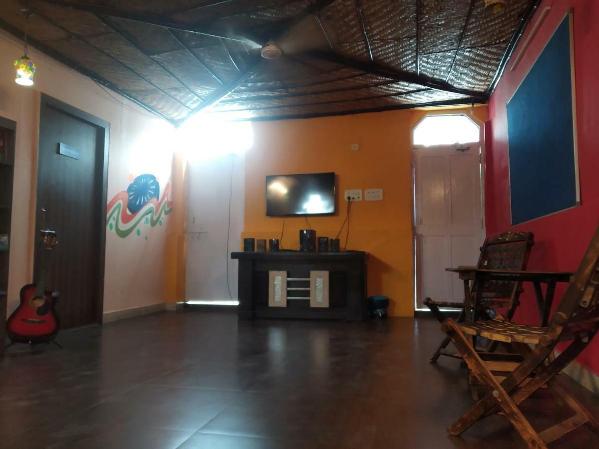 Bunk Hostel Delhi New Delhi Exterior photo