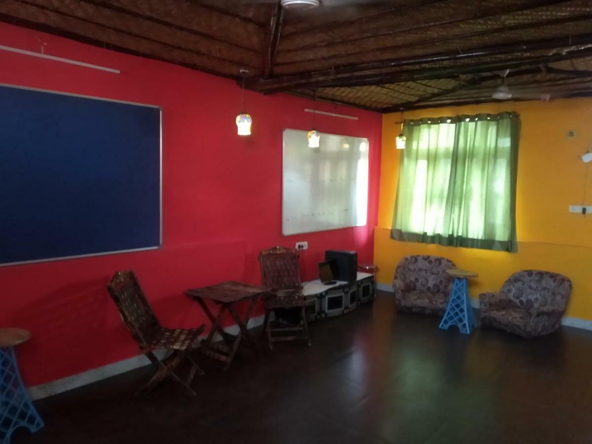 Bunk Hostel Delhi New Delhi Exterior photo