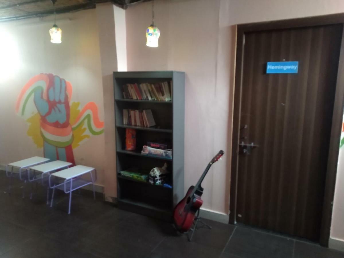 Bunk Hostel Delhi New Delhi Exterior photo