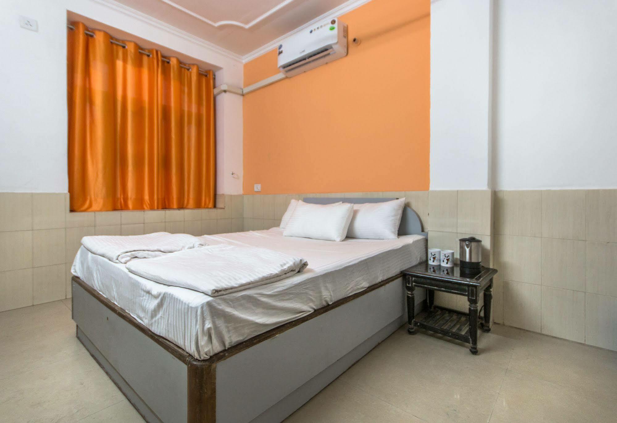 Bunk Hostel Delhi New Delhi Exterior photo