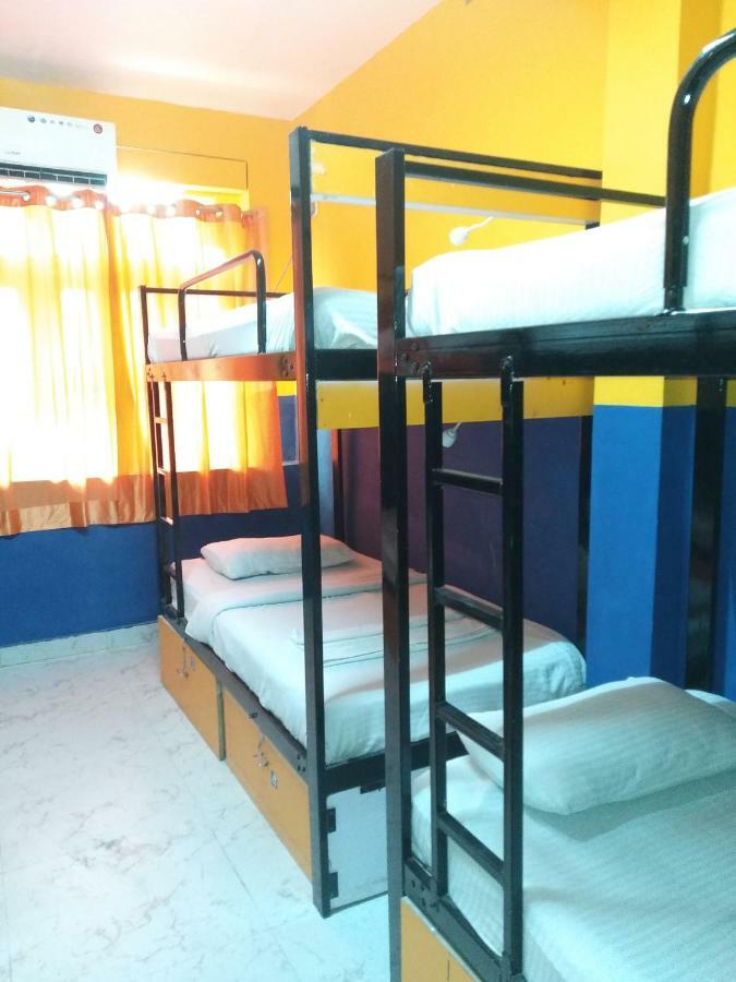 Bunk Hostel Delhi New Delhi Exterior photo
