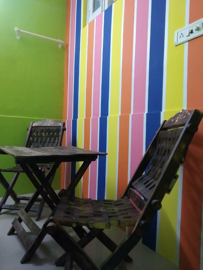 Bunk Hostel Delhi New Delhi Exterior photo